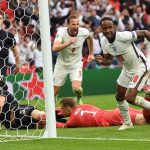 Inglaterra elimina a Alemania con goles de Sterling y Kane