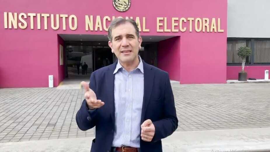 Lorenzo Córdova llama a participar en consulta popular