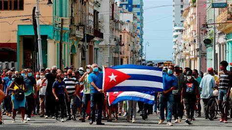BACHELET: “TODAS LAS PERSONAS DETENIDAS EN CUBA POR EJERCER SUS DERECHOS DEBEN SER LIBERADAS URGENTEMENTE”