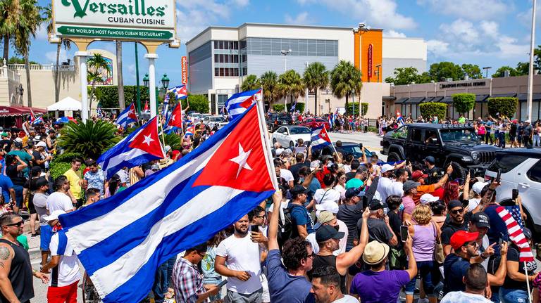 RUSIA ADVIRTIÓ CONTRA TODA “INJERENCIA EXTERNA” EN CUBA POR LAS PROTESTAS QUE COMENZARON EL DOMINGO