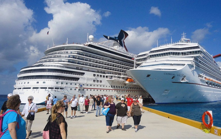 Todos los cruceros que arriban a Quintana Roo han reportado contagios de COVID