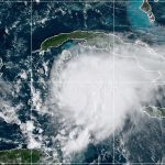 Grace se convierte en huracán categoría 1  se dirige a la Península de Yucatán