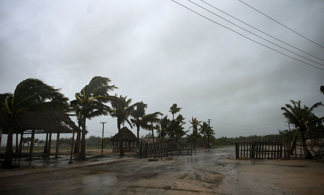 Ida es ya en huracán categoría 4 y amenaza Luisiana con vientos de 240 km/h