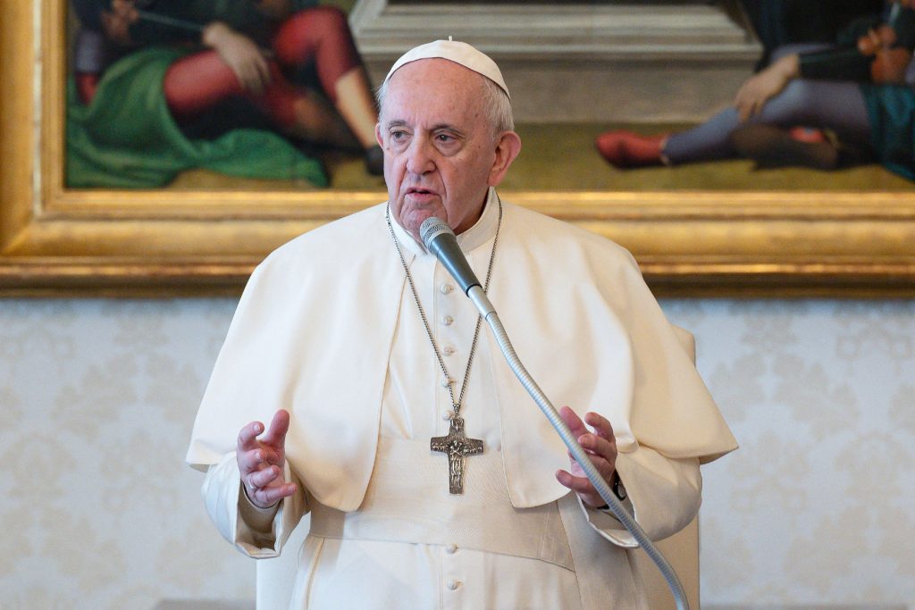 Papa Francisco pide diálogo en Afganistán y hace llamado a la solidaridad con Haití