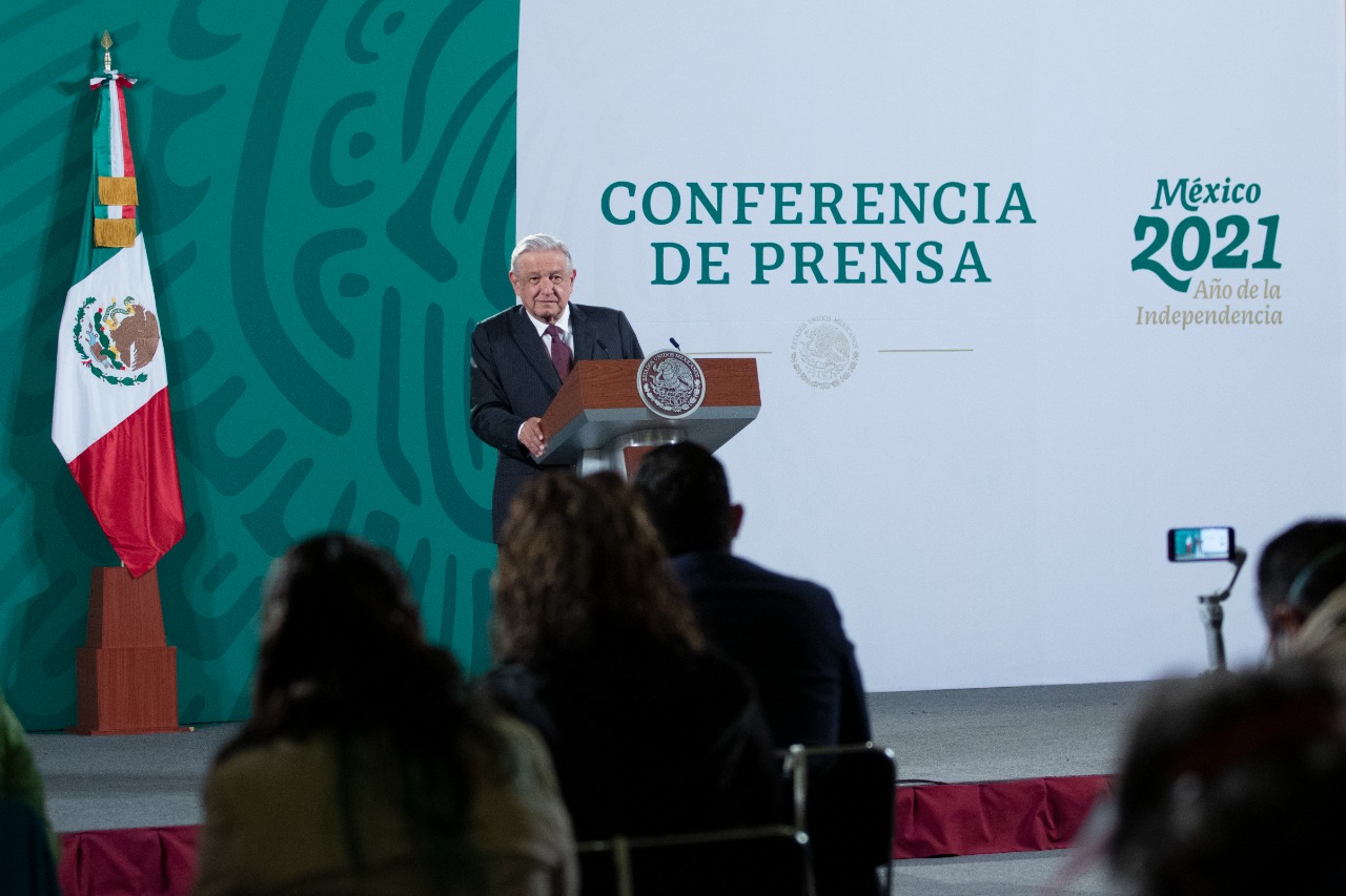 Ante crisis en el TEPJF López Obrador demanda que renuncien todos los magistrados