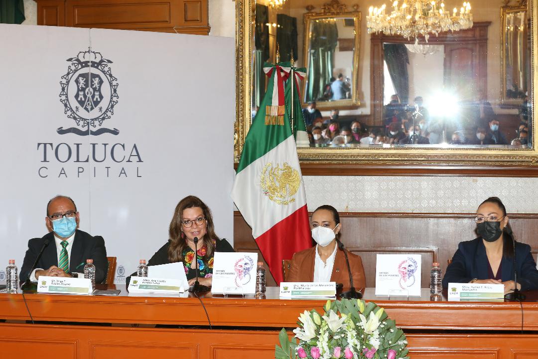 Editan UAEM y Ayuntamiento de Toluca libro que recoge experiencias alrededor de la pandemia