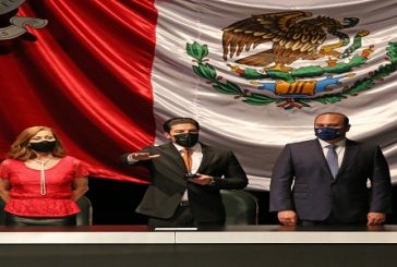 Samuel García toma protesta como nuevo Gobernador de Nuevo León