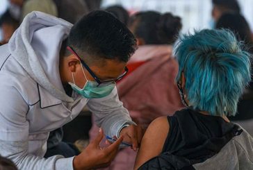 Martes inicia vacunación para adolescentes de 15 a 17 en CDMX