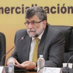 Reforma Eléctrica de AMLO debe desecharse, asegura exrector de la UNAM