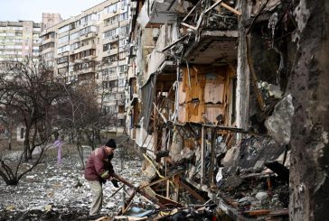 Rusia bombardea vecindarios civiles y estrecha cerco sobre Kiev