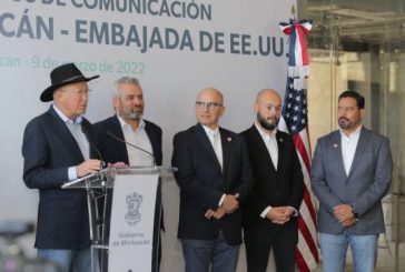 El futuro comercial de EU está con México y Canadá, asegura Ken Salazar en Michoacán