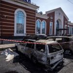 Zelensky pide “una respuesta mundial firme” tras masacre de 52 civiles en Kramatorsk