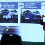 AMLO descarta diálogo al pie de obra del Tren Maya con ambientalistas y famosos