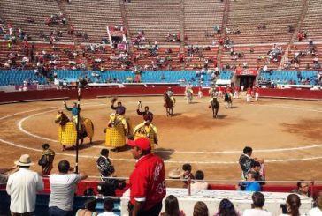 Juez administrativo ordena suspender corridas de toros en la Plaza México