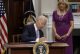 Joe Biden firma la primera ley significativa de control de armas de fuego en décadas