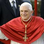 Reportan desde una cuenta falsa la muerte del Papa Benedicto XVI