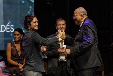 Diego Boneta recibe premio en la 13 edición de la Gala Starlite de Marbella, Málaga