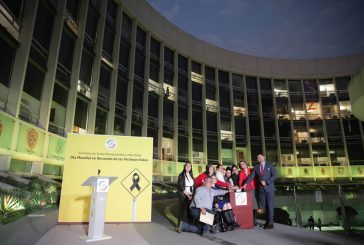 <strong>Iluminan de amarillo el Senado con motivo del “Día Mundial en Recuerdo de las Víctimas de Siniestros Viales” </strong>
