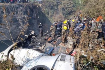 Nepal: se estrelló un avión con saldo de 68 muertos