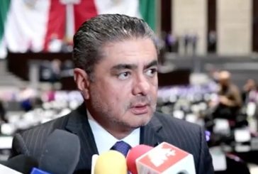 Imprudencia del Ejecutivo, anunciar una iniciativa de reforma al artículo 33 constitucional: Luis Espinosa Cházaro