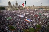 <strong>ANIVERSARIO DE LA EXPROPIACIÓN PETROLERA, SIN ARGUMENTOS PARA CELEBRAR; 500 MIL ACARREADOS LLENARON EL ZÓCALO</strong>