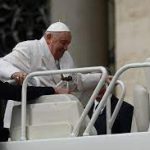 Hospitalizan al papa Francisco tras sufrir una infección pulmonar