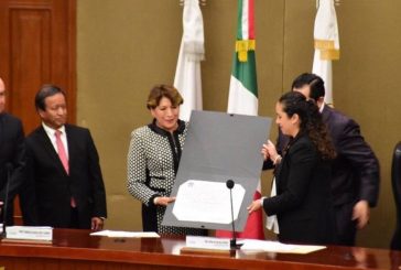 IEEM entrega constancia de Gobernadora Electa a Delfina Gómez