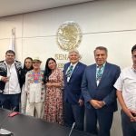 Ana Lilia Rivera refrenda compromiso de trabajar por derechos políticos de la comunidad migrante 