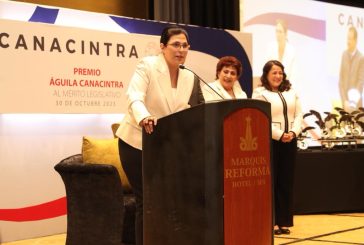Galardonan a la diputada Marcela Guerra y a 25 integrantes de la LXV Legislatura con el Premio 