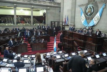 Congreso de Guatemala deja sin partido político a los diputados del presidente electo Bernardo Arévalo