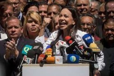 Estados Unidos reactiva sanciones al sector de petróleo y gas de Venezuela en reacción a la inhabilitación de la candidatura de María Corina Machado