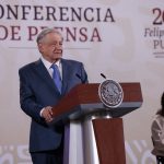 AMLO acusa cercanía de Tim Golden con Carlos Salinas de Gortari