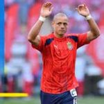 ‘Chicharito’ debuta en goleada de Chivas 3-1 a Pumas
