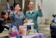 Celebra Sheinbaum con pastel organizado por sus vecinos su cumpleaños 62