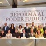 Monreal y diputados federales electos en Puebla abordan reformas de Sheinbaum