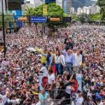 Venezolanos protestan dentro y fuera del país: exigen que se respeten los resultados electorales reflejados en actas de votación