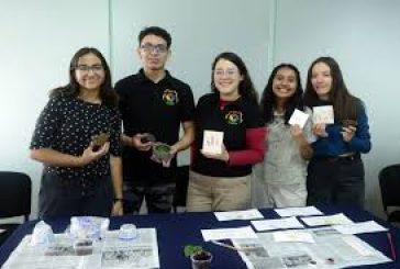 ELABORAN MACETAS COMPOSTABLES Y ACUARELAS CON MATERIALES SUSTENTABLES Y DE RECICLAJE