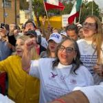 Norma Piña se reúne con manifestantes contra la reforma al Poder Judicial en Cámara de Diputados