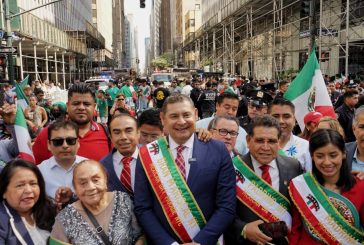 Armenta es aclamado como el Gobernador del Pueblo por migrantes en Nueva York