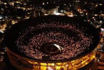 Arturo Saldívar destaca en una Corrida de las Luces de pocas opciones en la Monumental Plaza México