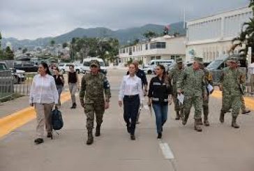 Sheinbaum ordena priorizar abasto de agua y restablecer caminos en Acapulco