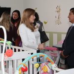 Visita Ceci Arellano la Casa de la Niñez