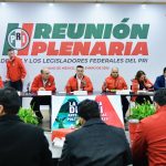 EN UNIDAD, CELEBRAN PLENARIA DIPUTADOS, SENADORES Y DIRIGENCIA NACIONAL DEL PRI