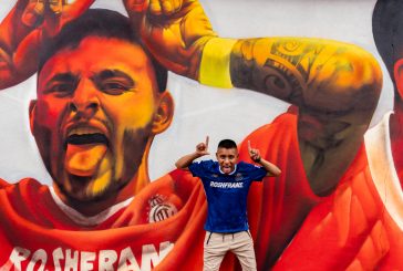 Inaugura Ricardo Moreno mural tributo a Alexis Vega y Paulinho