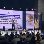 GOBIERNOS POPULISTAS PROMETEN MUCHO Y RESUELVEN POCO: ALEJANDRO MORENO
