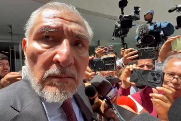 Morena en el Senado “se rebela”, acuerda ‘limitar’ poderes a Adán Augusto