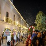 Viven miles de personas la magia de la Navidad en Toluca