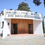 Invita Ricardo Moreno a descubrir el tesoro más antiguo que vive en las bibliotecas