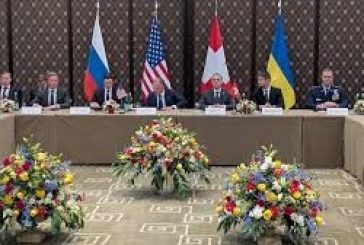 Conversaciones trilaterales sobre Ucrania buscan una salida al conflicto