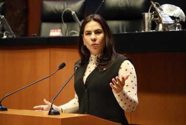 SENADORA KARLA TOLEDO PROPONE PAGO OBLIGATORIO A ESTUDIANTES EN SERVICIO SOCIAL PARA EVITAR DESERCIÓN UNIVERSITARIA